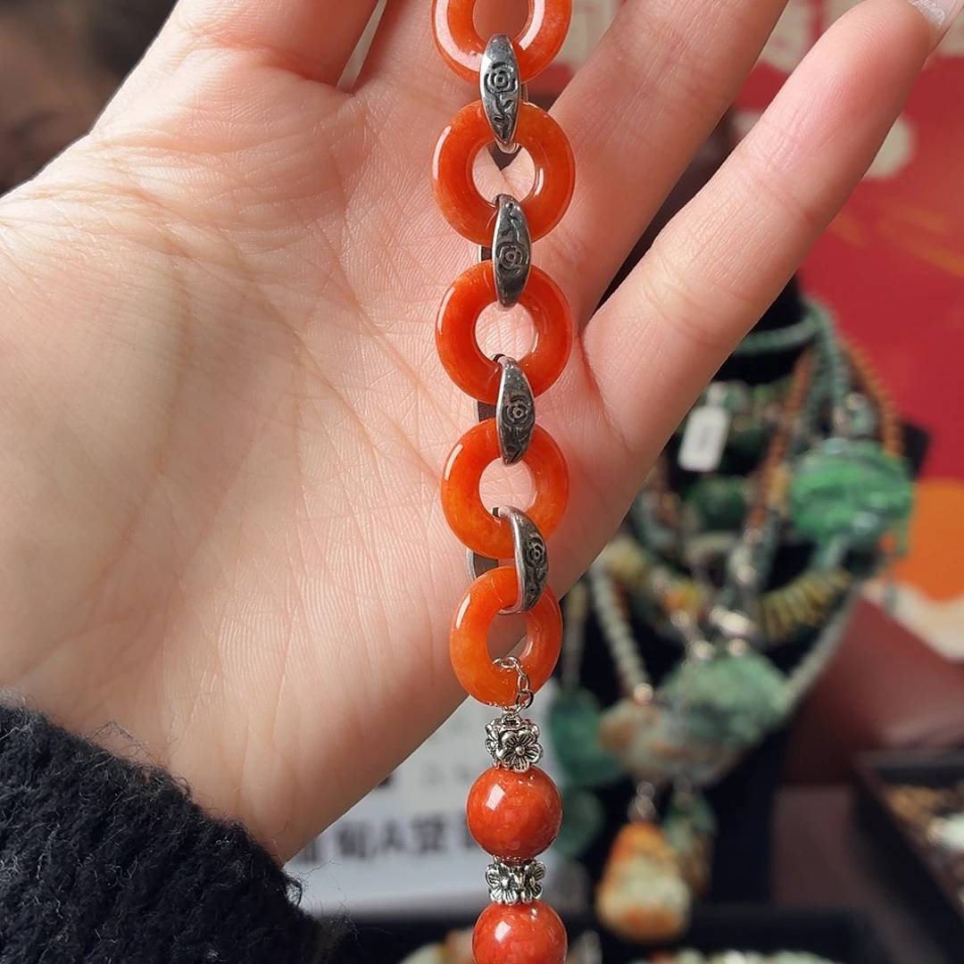 翡翠未镶嵌耳饰手串