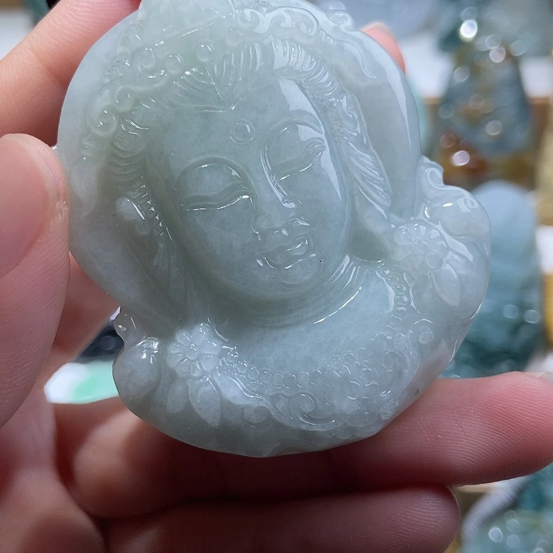 颈饰未镶嵌翡翠天然