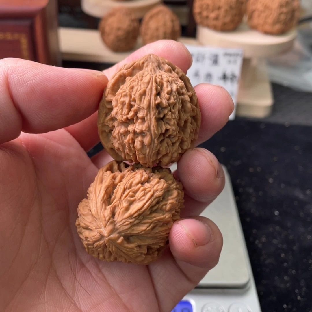 【闪购商品】文玩核桃吊坠35小的