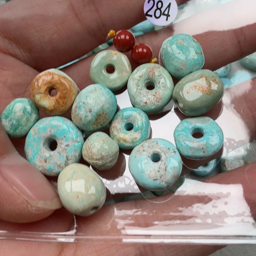 南红玛瑙未镶嵌珠宝奇石