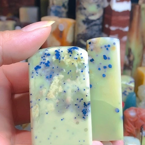 青田石印石日**辉青田石