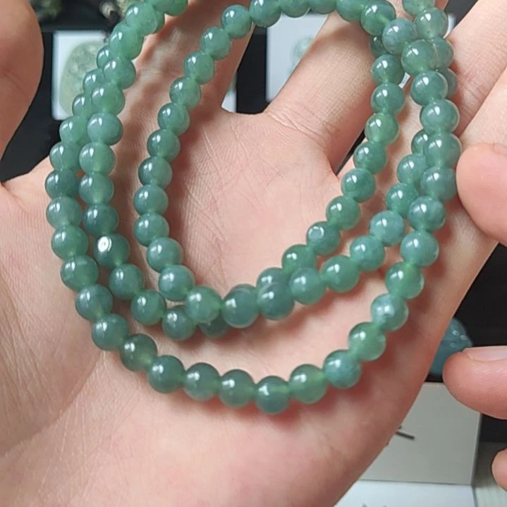 翡翠未镶嵌颈饰卡6小米珠串