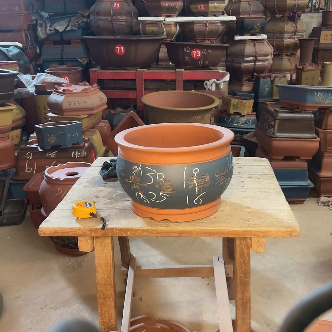 紫砂花盆金鱼缸盆一个