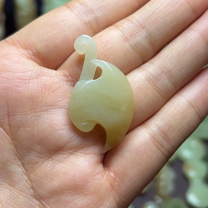 岫岩老玉（透闪石质玉）未镶嵌挂件