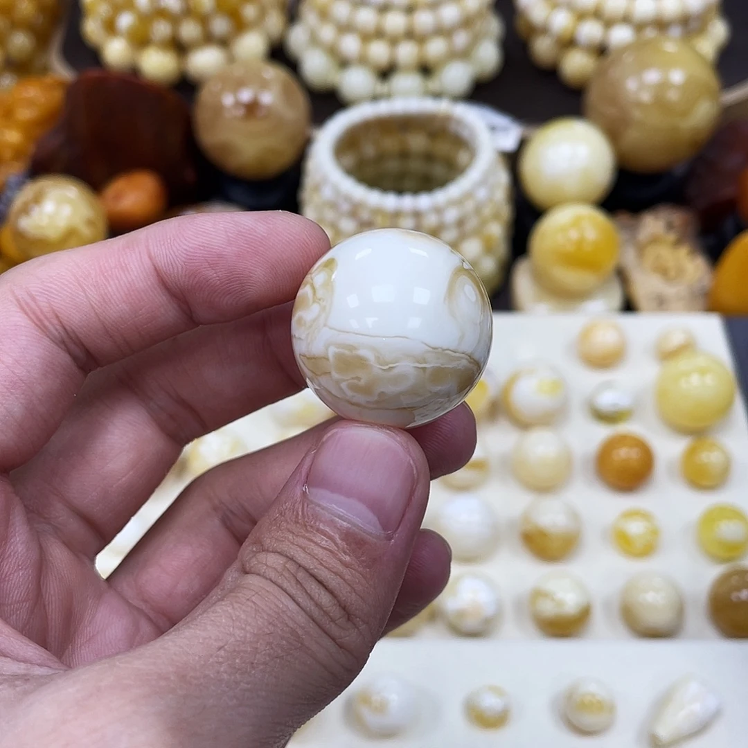 蜜蜡未镶嵌珠宝奇石27.6mm【溶洞妖花瓷白】圆珠