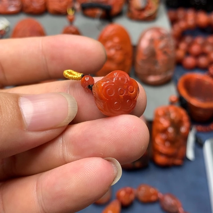 吊坠(不含链)未镶嵌南红玛瑙