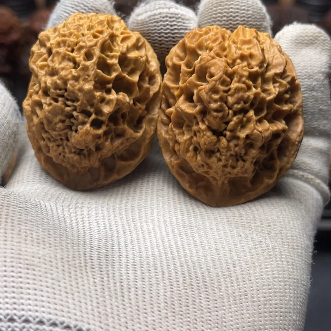 万***斯42mm三星堆 一物一图