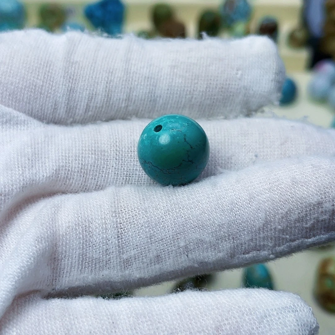 绿松石颈饰未镶嵌次*