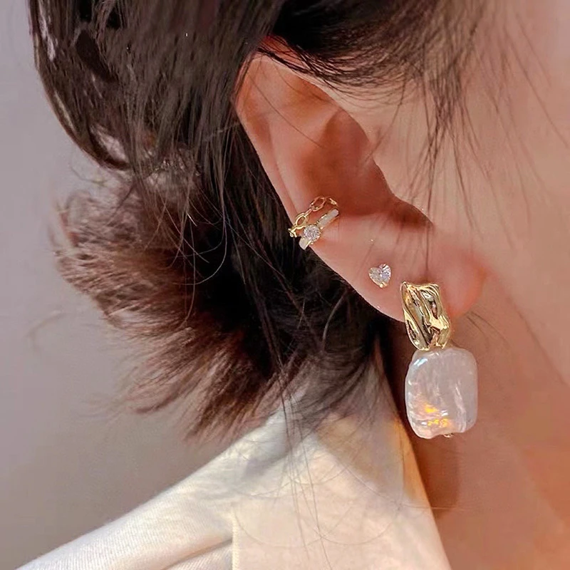 合金耳饰 方形巴洛克耳环高级感法式复古不规则女士耳钉2025新款