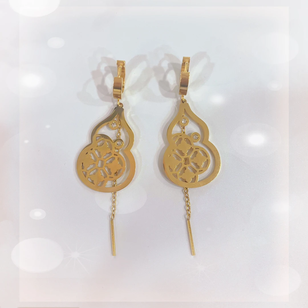 钛钢耳饰 1427钛钢新中式镂空雕花葫芦流苏耳扣