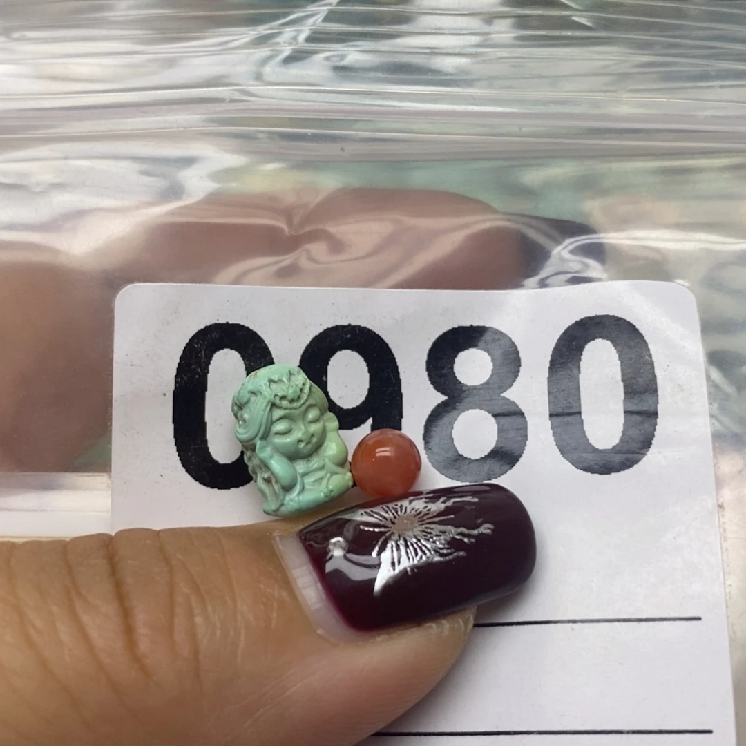 南红玛瑙配饰未镶嵌