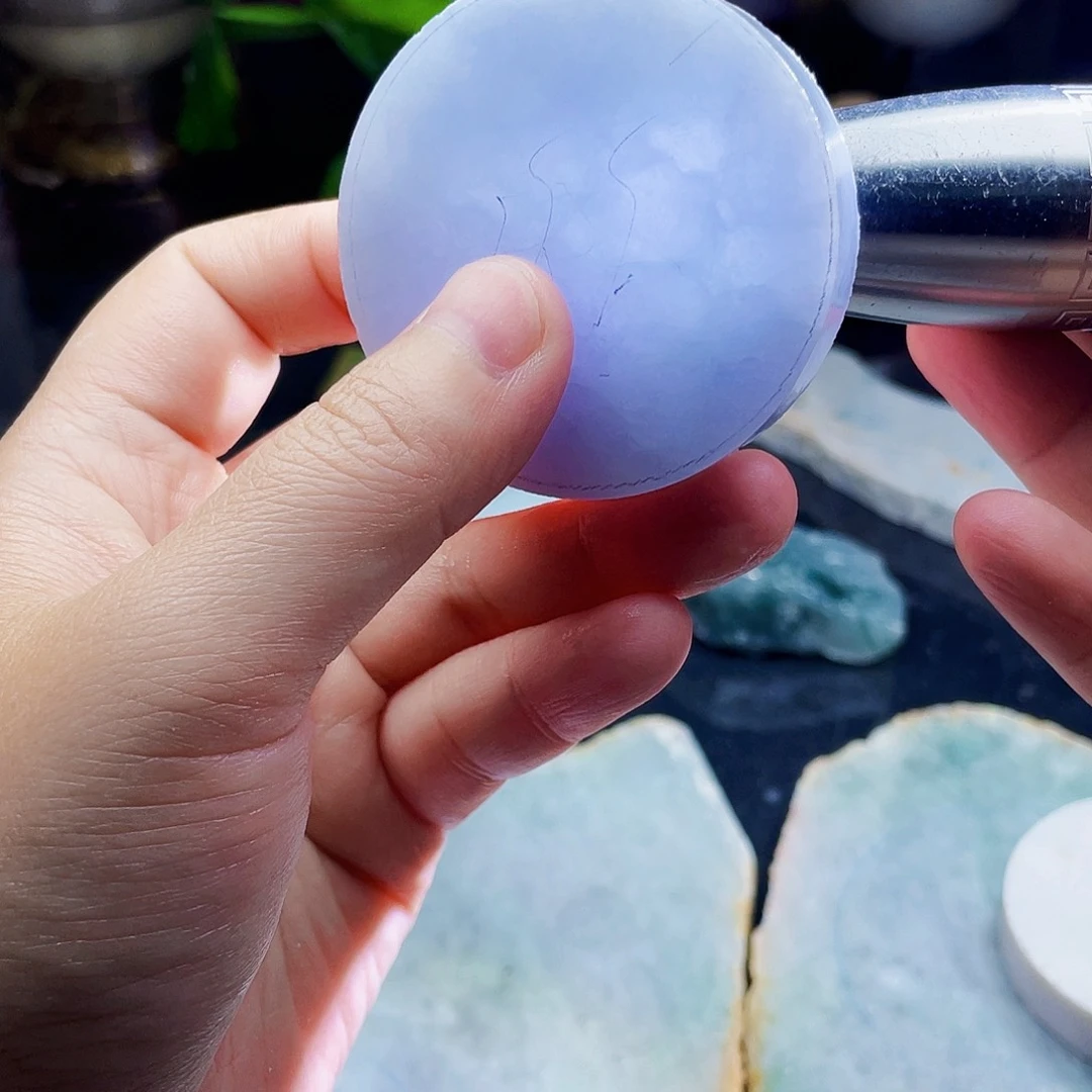 翡翠未镶嵌颈饰毛料43