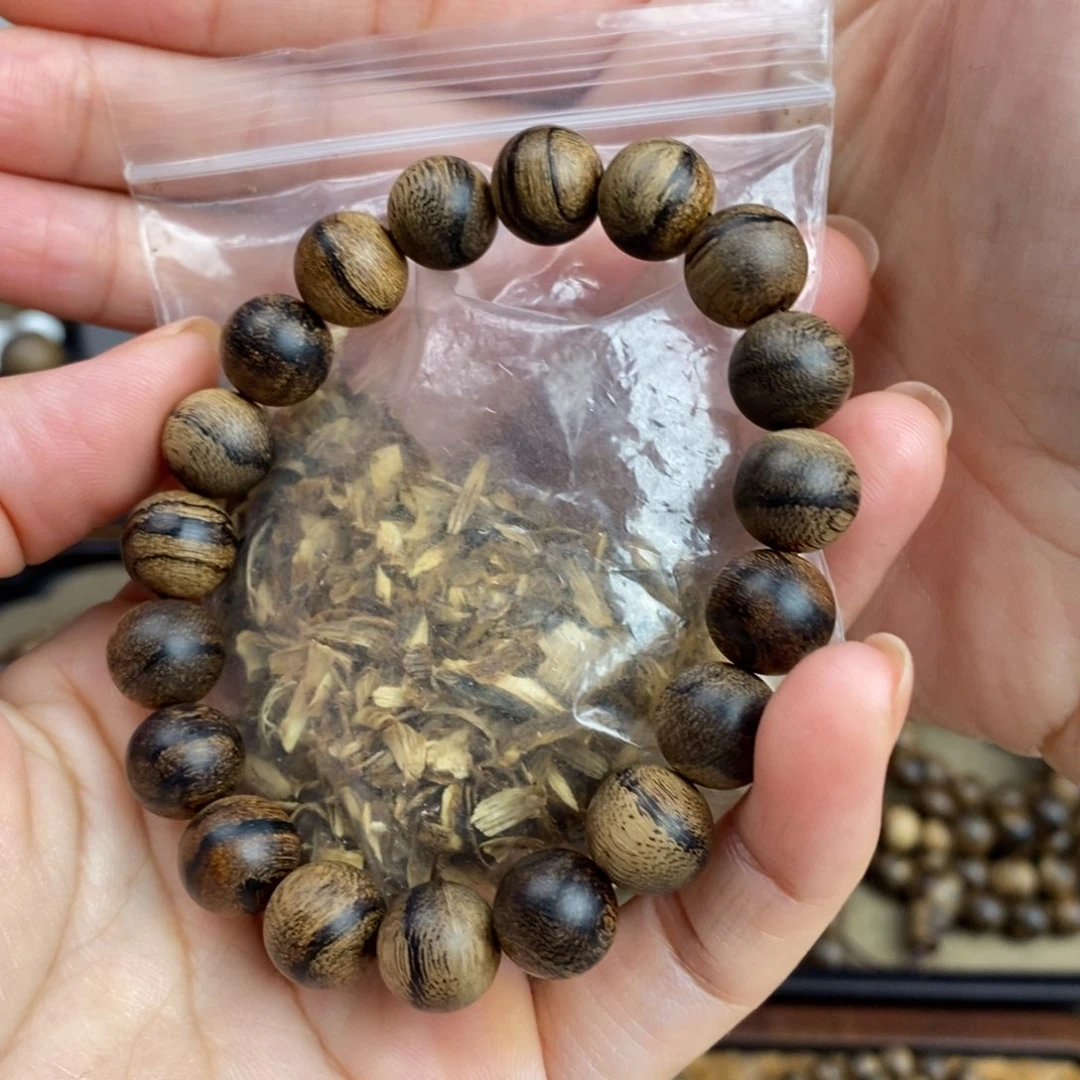 海***鹏沉香碎屑沉香越南芽庄白棋瘤疤