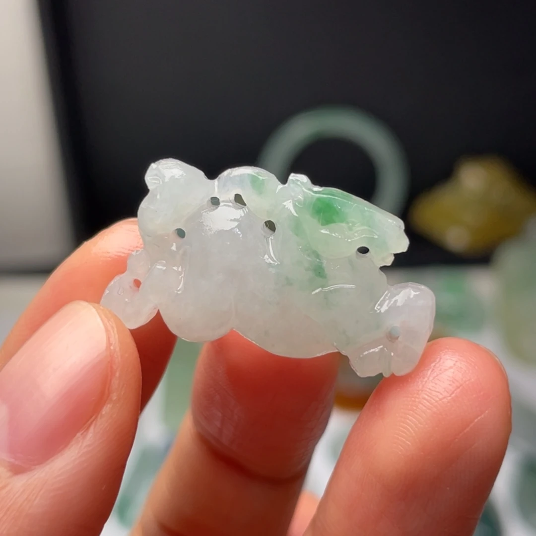 定制翡翠未镶嵌天然翡翠