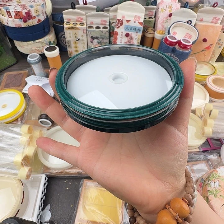 蟋蟀杨万体一个………………