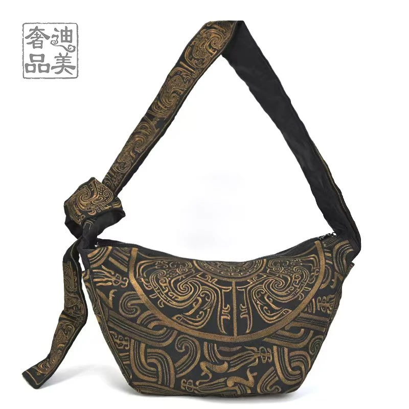 七七-（大号-青铜盘金绣） 黑龟香云纱金线苏绣工艺单肩手提斜挎包4