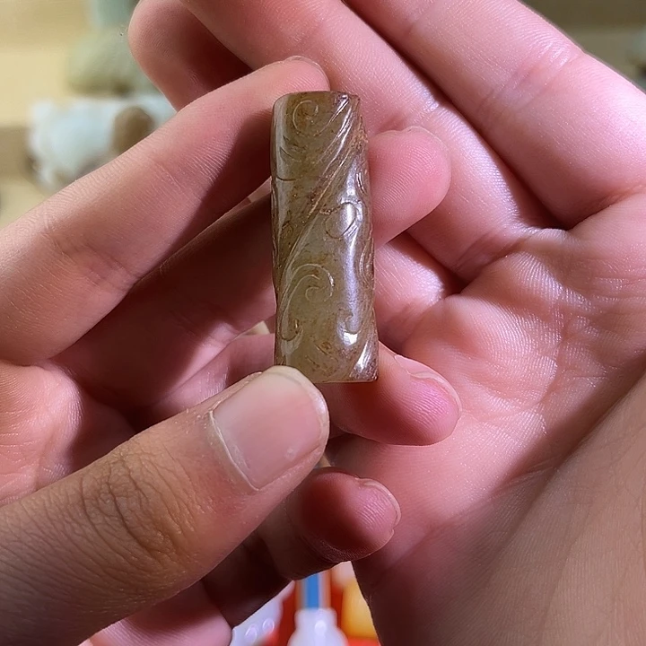 和田玉未镶嵌颈饰云***哥