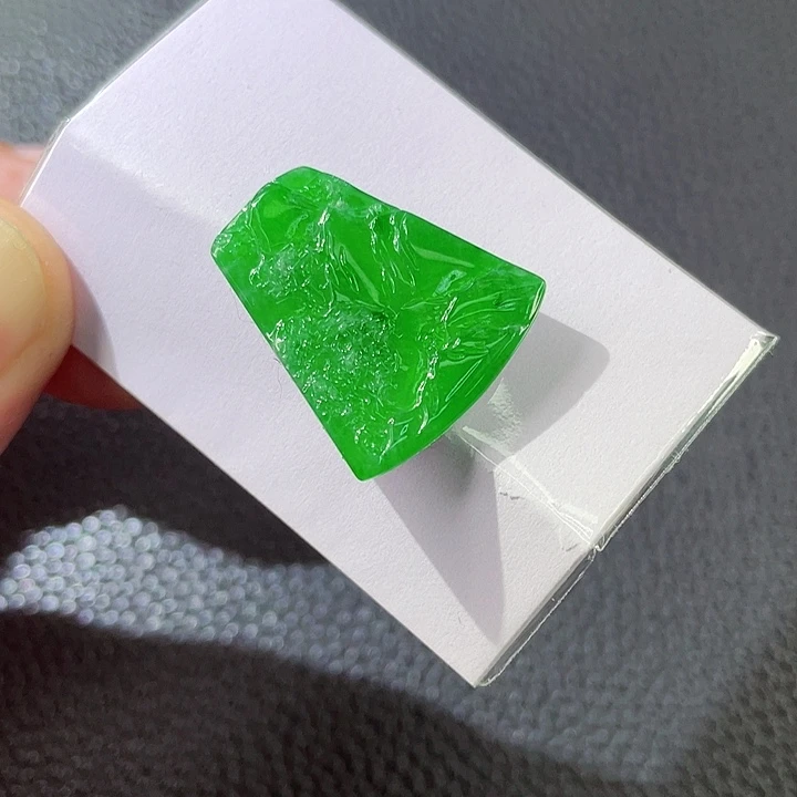 定制翡翠未镶嵌翡翠