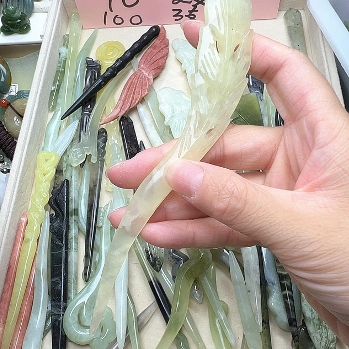 蛇纹石玉未镶嵌发簪