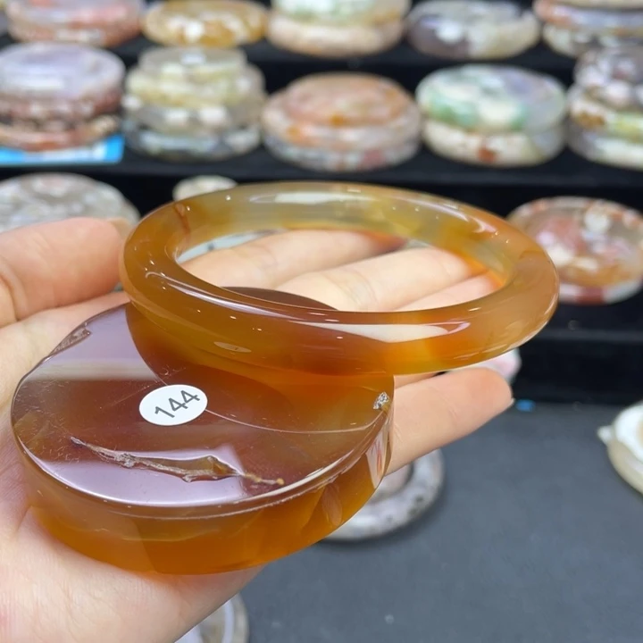 未镶嵌手镯石英质玉饼****餅62/144