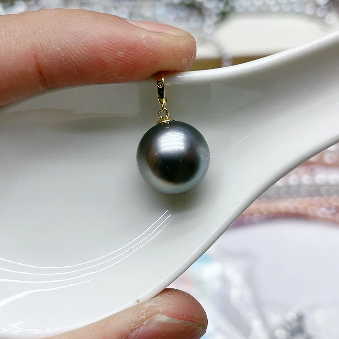 海水珍珠颈饰18K金镶嵌