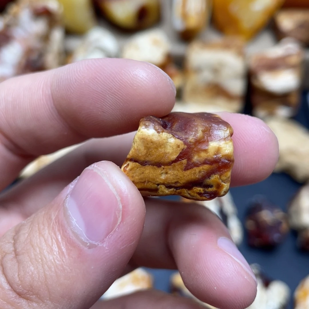 定制琥珀未镶嵌定制