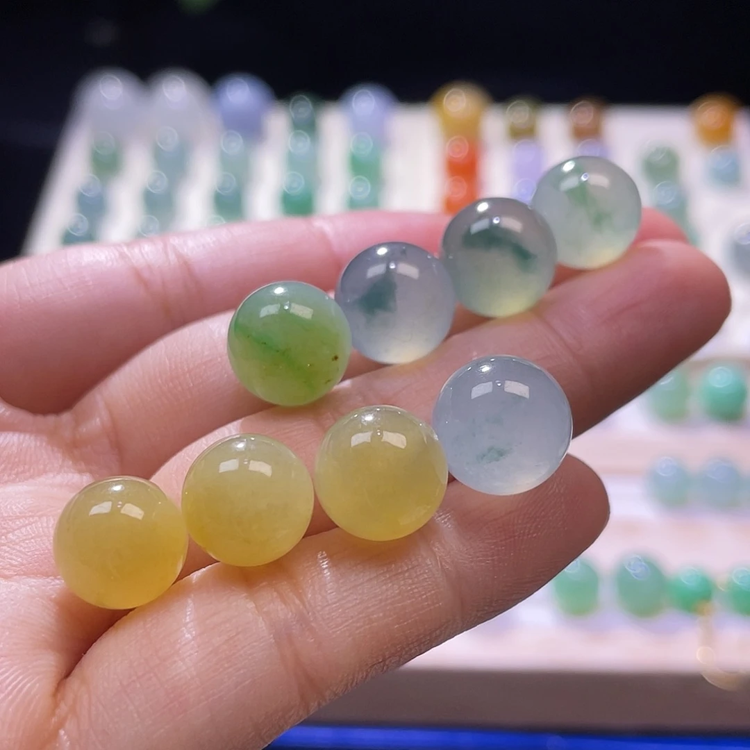翡翠散珠缅甸翡翠a货卡10-11，2600-4500一颗