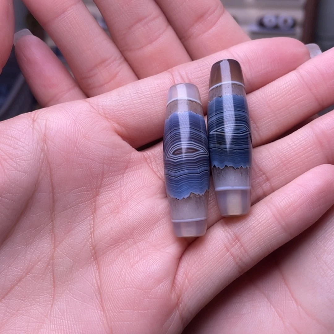 q***n玛瑙/玉髓未镶嵌颈饰