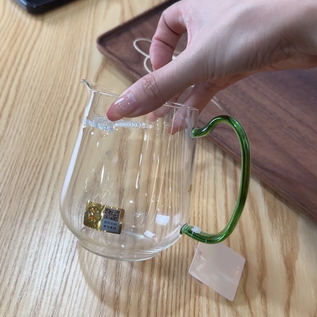 禾器丰然月牙款湖绿色。。。
