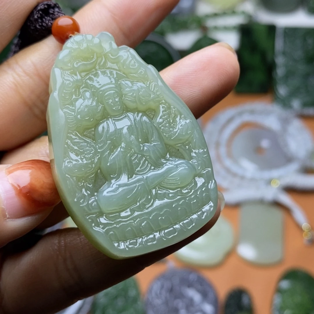 和田玉未镶嵌颈饰