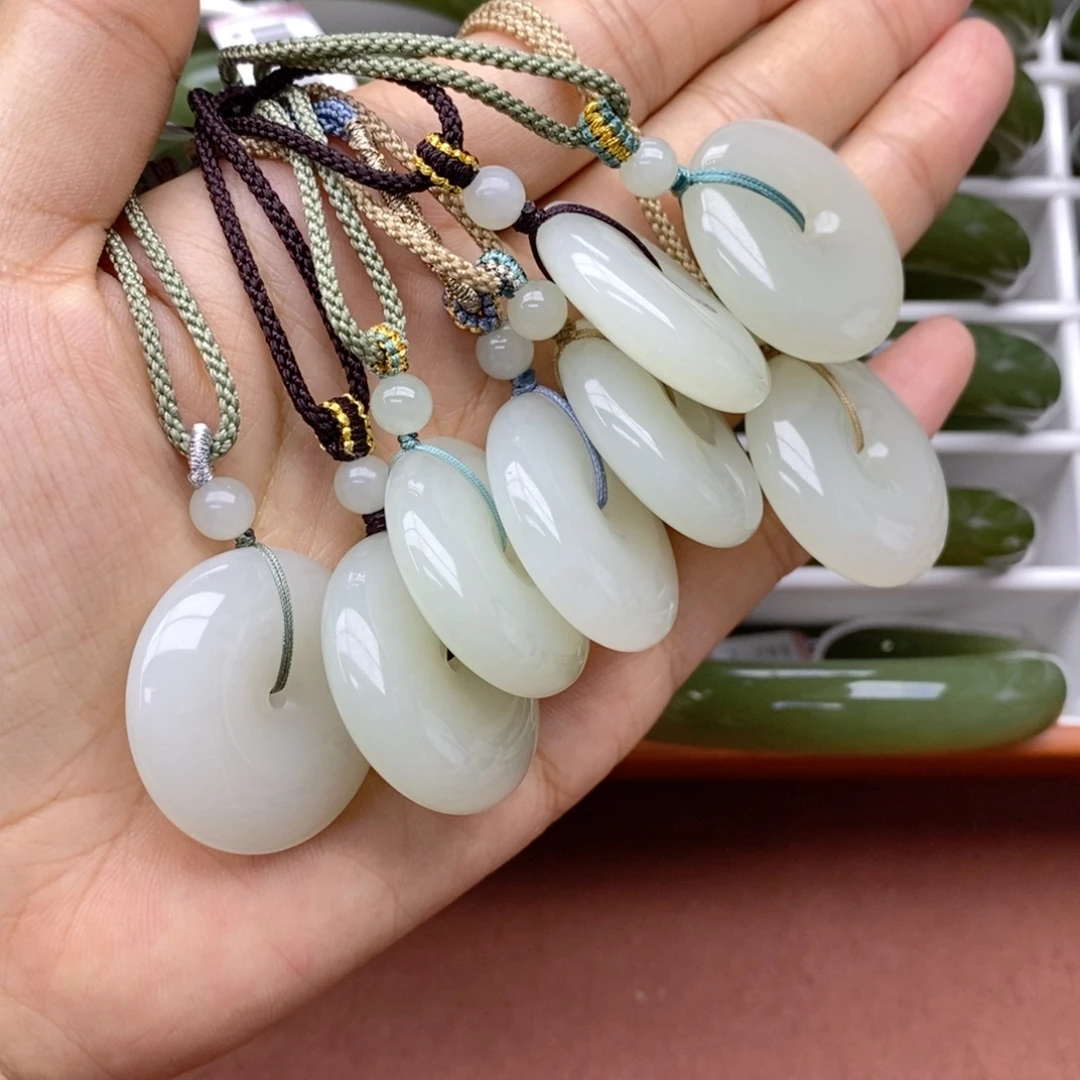 向****和田玉未镶嵌吊坠(不含链)多样性拍一发一