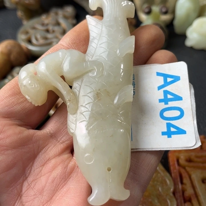 和田玉颈饰未镶嵌王*人