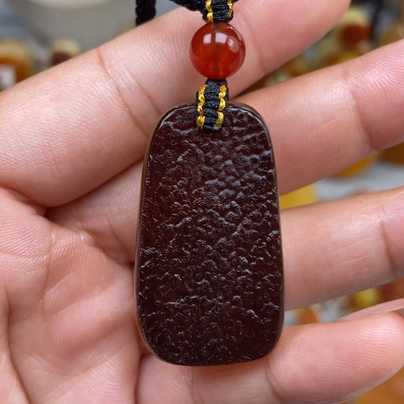 【闪购商品】琥珀颈饰未镶嵌