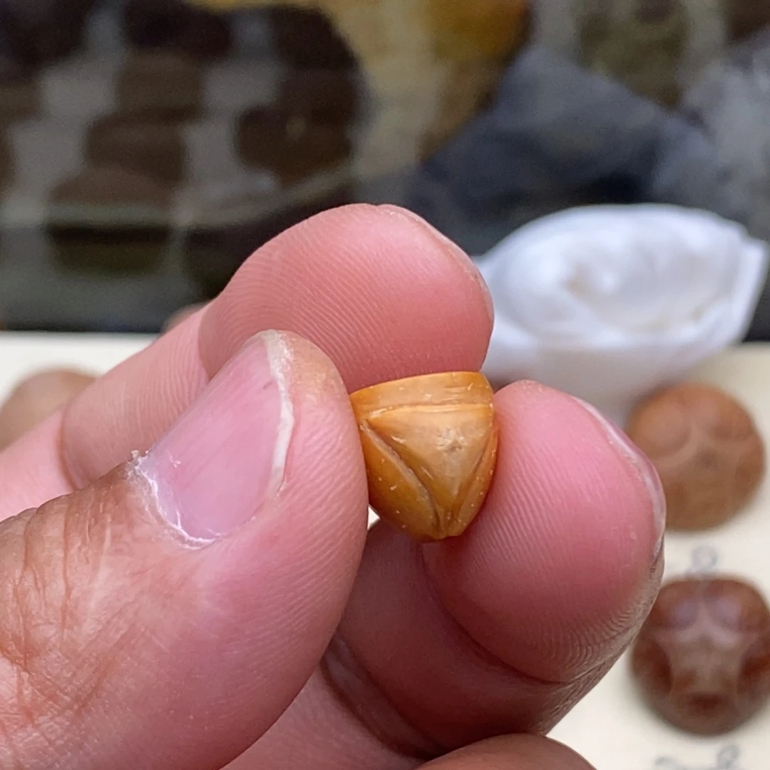 ᦱ***࿐凤眼菩提吊坠龙塔