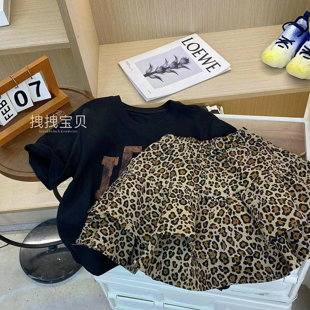 404188《现》优选韩版儿童女童休闲时尚洋气豹纹半身裙