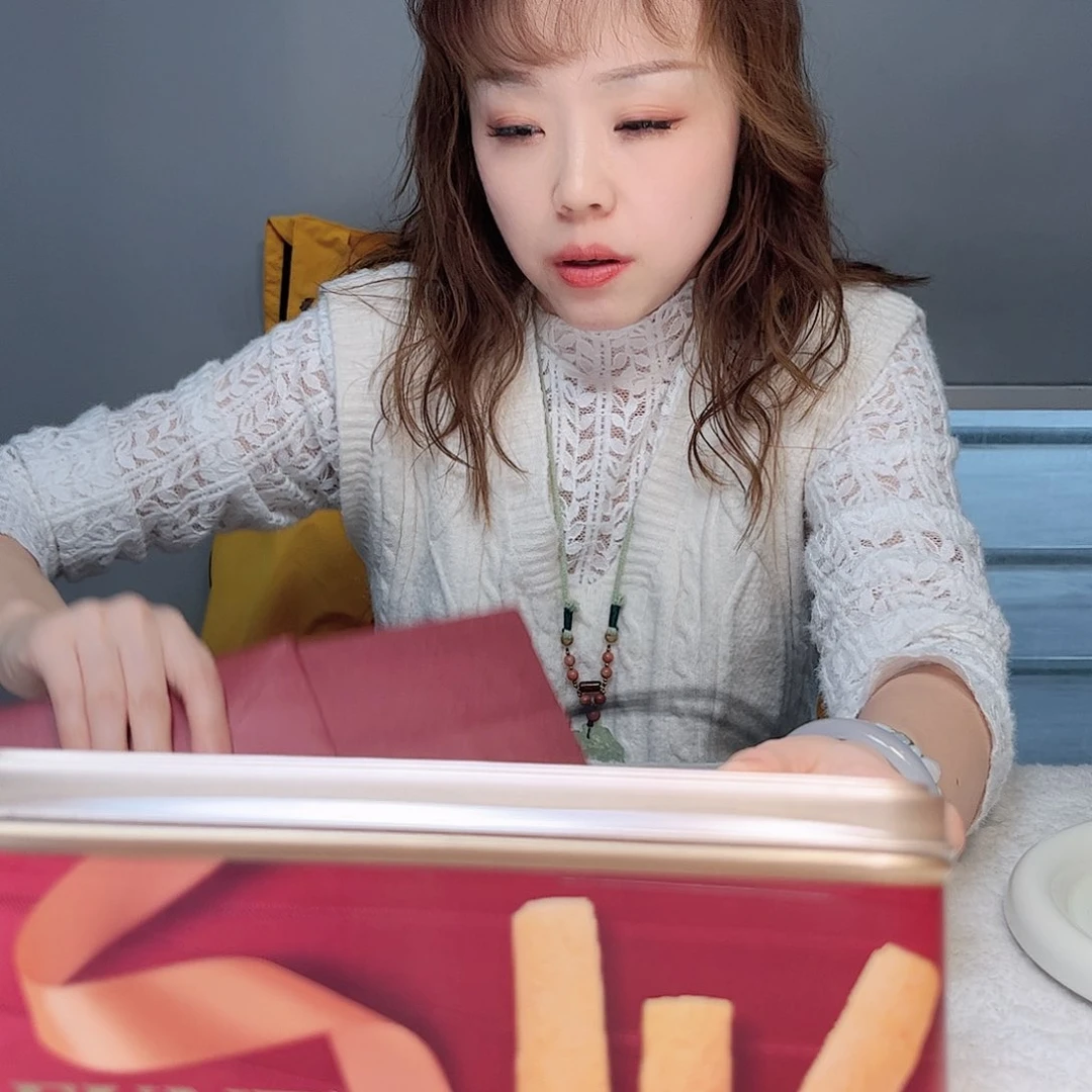 未镶嵌手镯石英质玉