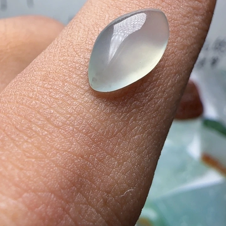 定制翡翠未镶嵌不包工