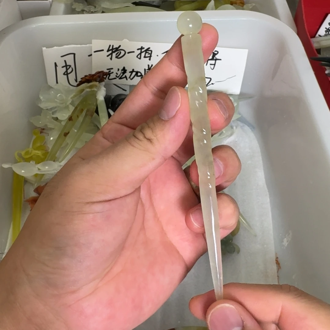 蛇纹石玉未镶嵌发饰