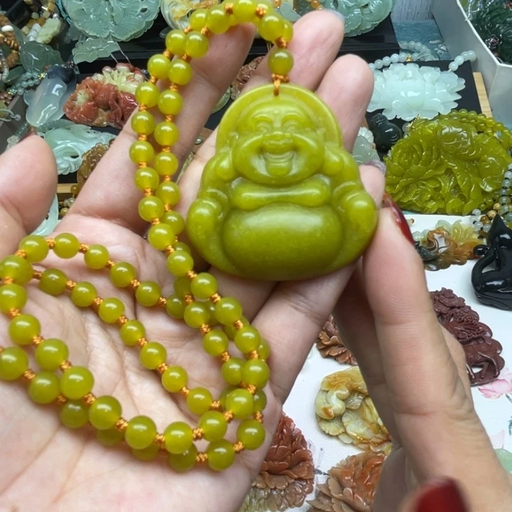 蛇纹石玉未镶嵌颈饰