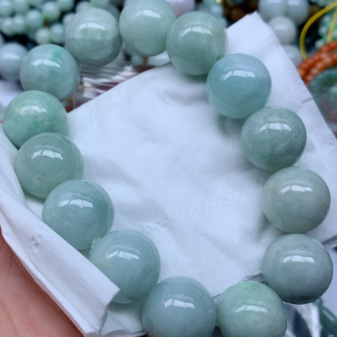 翡翠未镶嵌颈饰手串