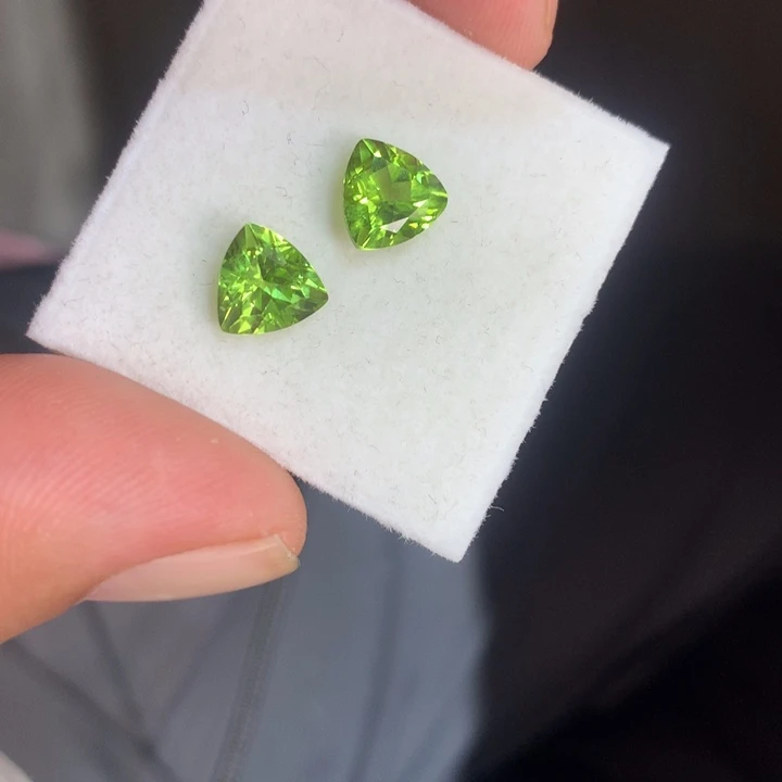 裸石未镶嵌橄榄石裸石3.85克拉