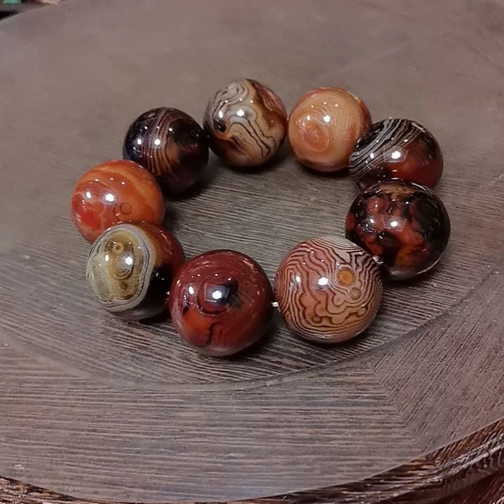一***下玛瑙/玉髓散珠精品玛瑙散珠链接
