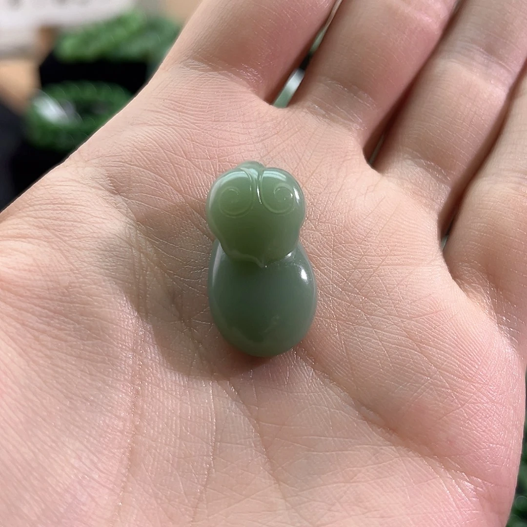 和田玉颈饰未镶嵌碧玉粉青-瓷蓝-胖如意