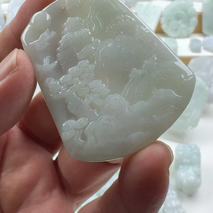翡翠未镶嵌颈饰天然缅甸A货翡翠