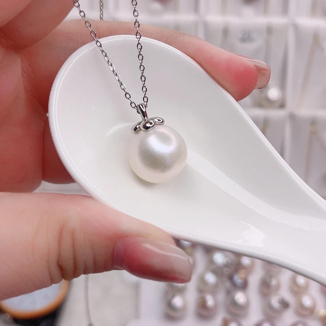 颈饰未镶嵌淡水珍珠