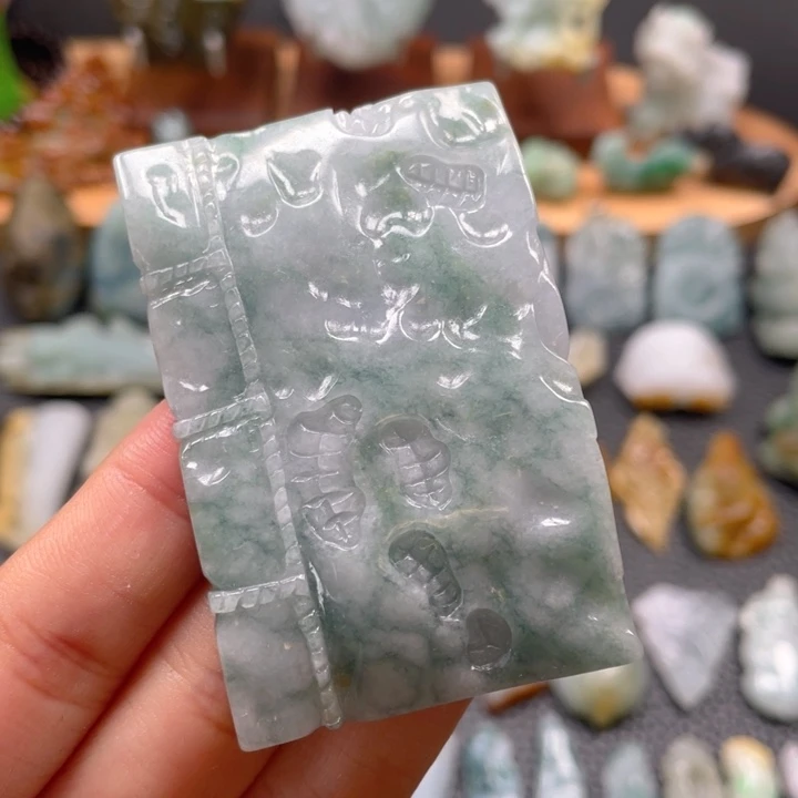 定制翡翠未镶嵌翡翠