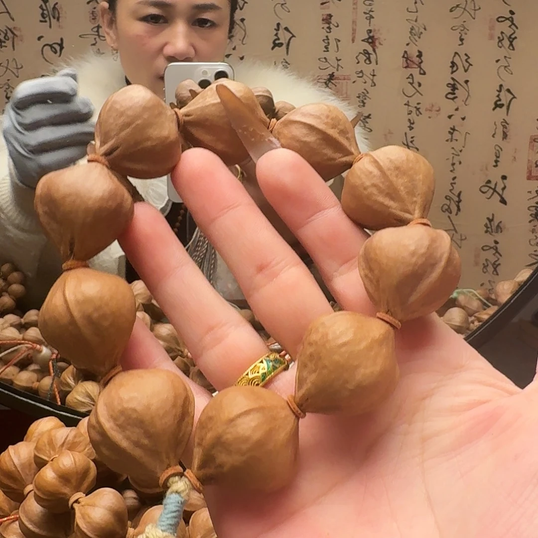 西***牛橄榄核手串蒜头核