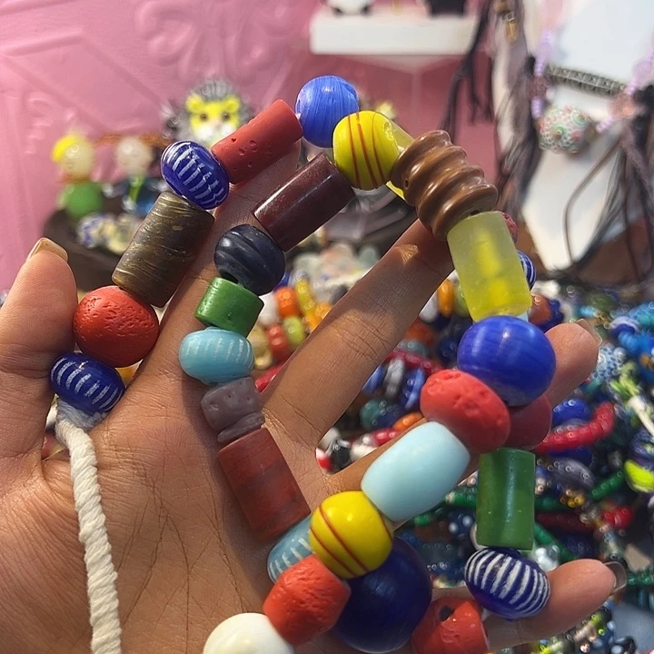 颈饰玻璃尼泊尔琉璃