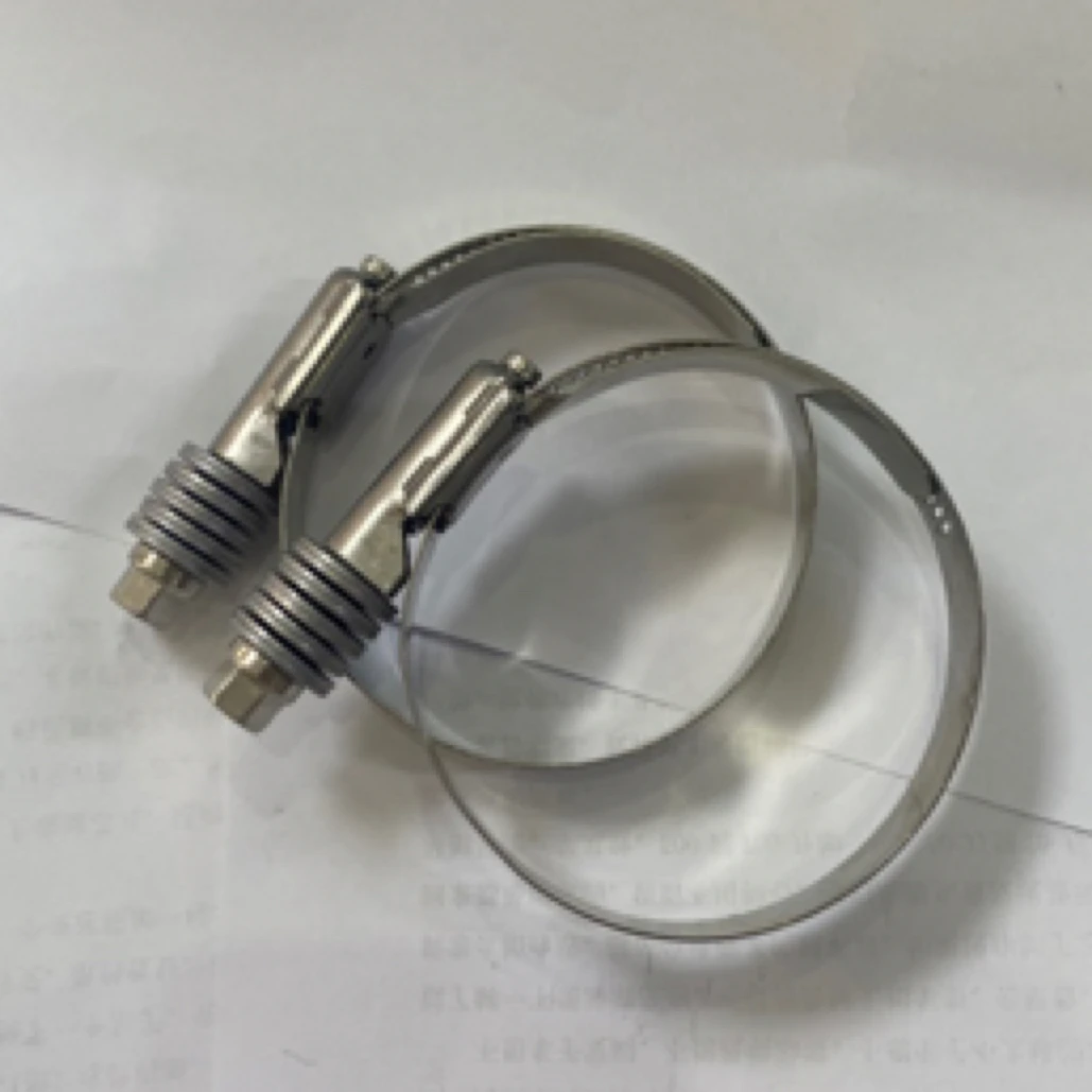 一汽解放车用 上下水管卡子2个 尺寸57-80