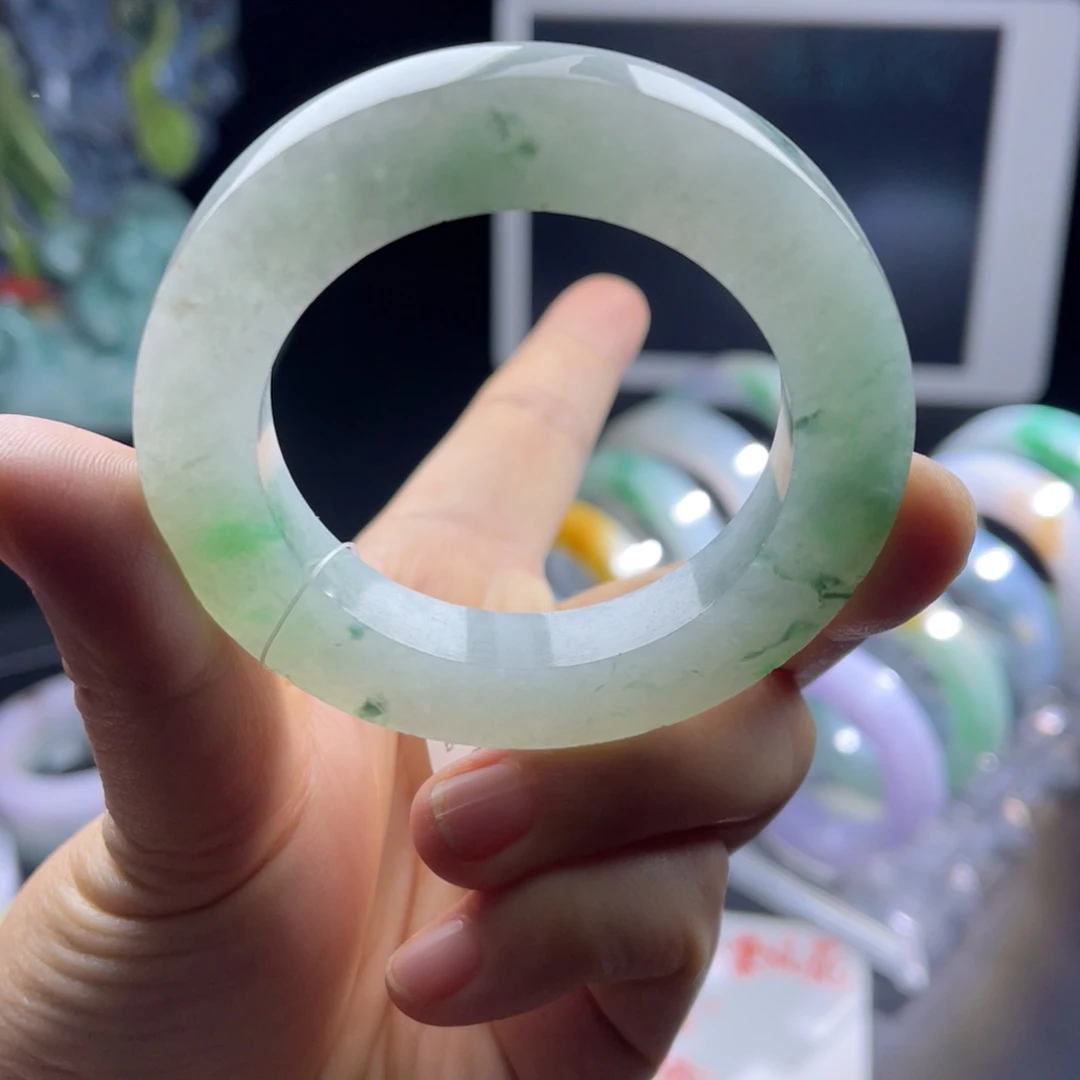 定制翡翠未镶嵌天然翡翠A货手镯